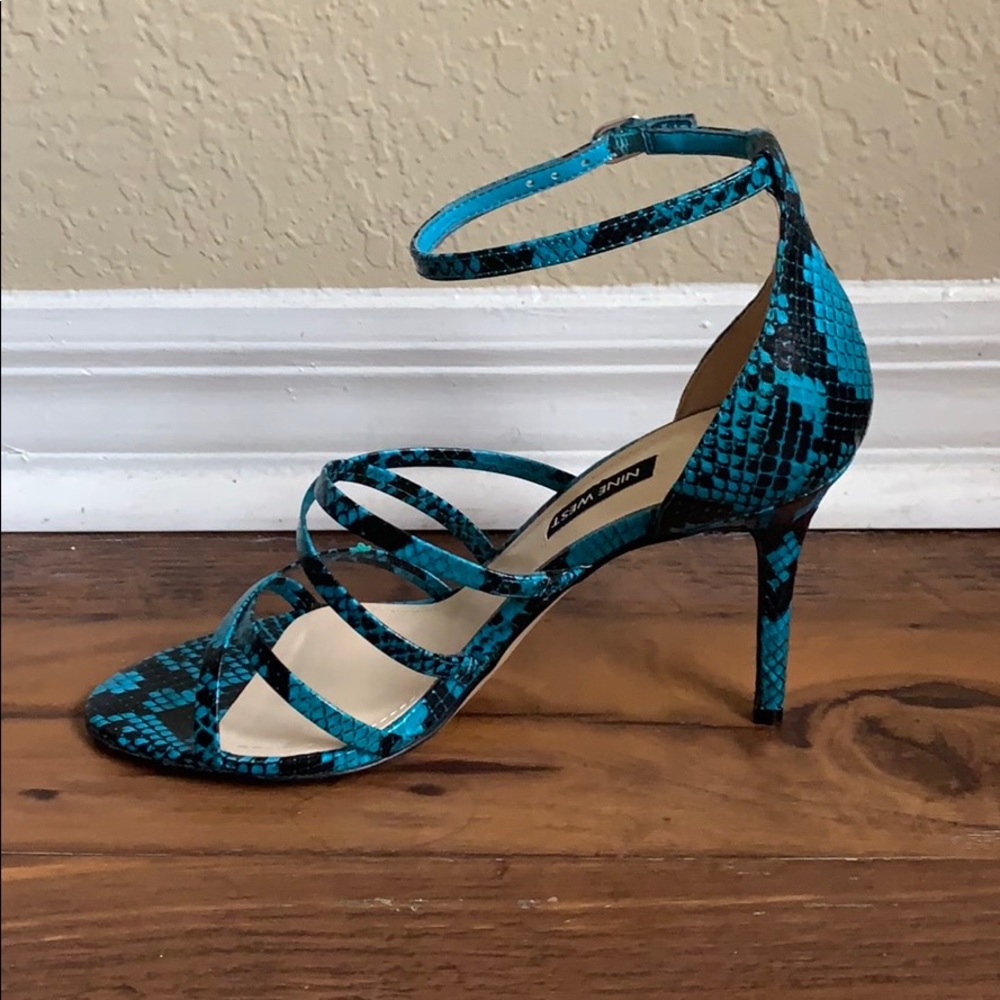 ❗️NIB Nine West Turquoise Snake Strappy Heel - Picture 6 of 8